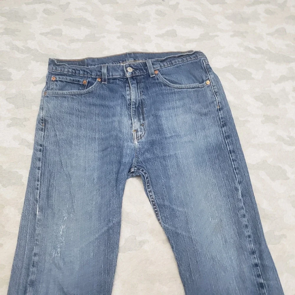 Levis 505 Jeans Mens 38x32 Blue Straight Leg‎ Pockets Denim Medium Wash